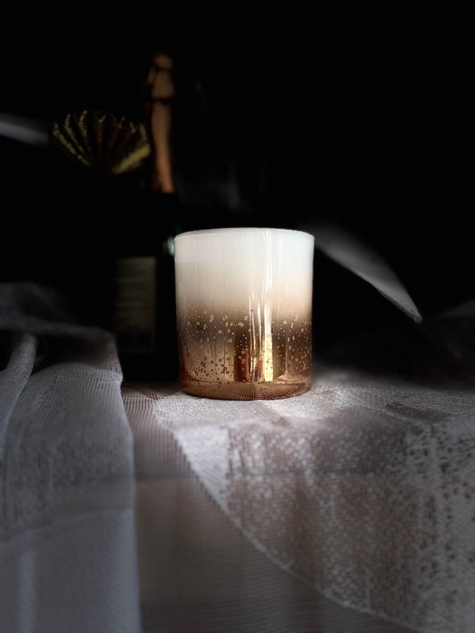 Golden Winter candle by Flammart — double-aroma soy candle with Myrrh & Tonka and Christmas Punch.